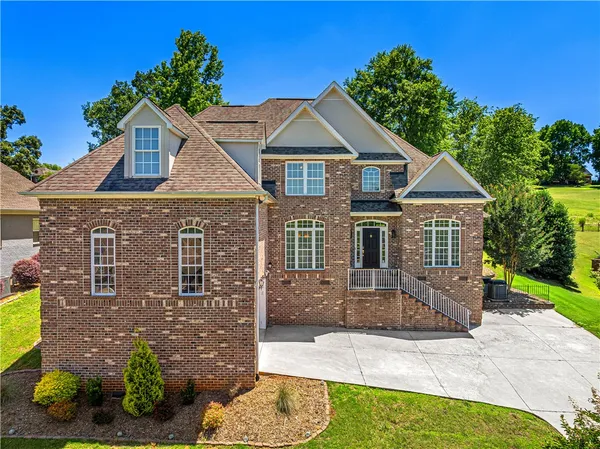 $529,000 | 128 Turnberry Road, Anderson, SC 29621