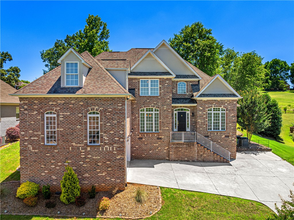 128 Turnberry Road Anderson, SC 29621 - Photo 1 of 39