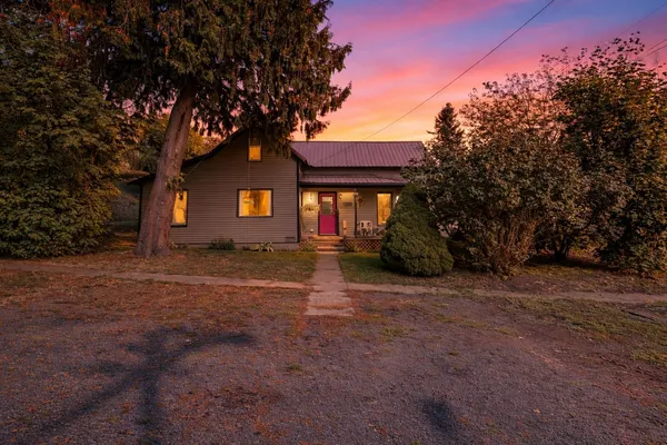 $279,000 | 602 West Bartlett Street, Oakesdale, WA 99158