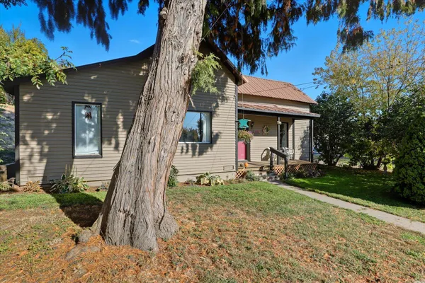 $279,000 | 602 West Bartlett Street, Oakesdale, WA 99158