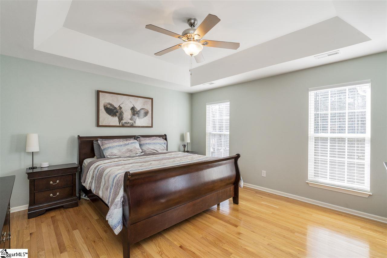 315 Amberleaf Way Simpsonville, SC 29681 - Photo 3 of 28 Gallery Image 3