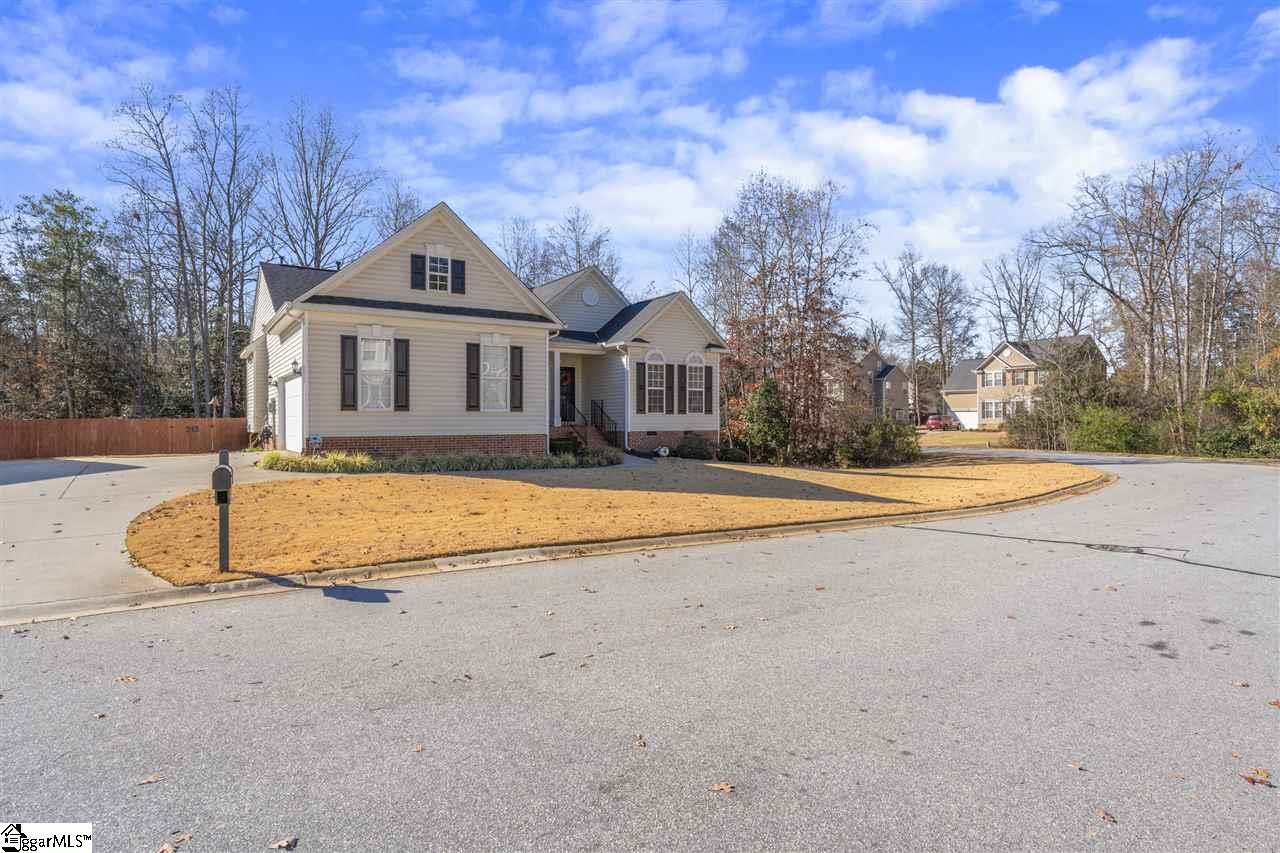 315 Amberleaf Way Simpsonville, SC 29681 - Photo 22 of 28 Gallery Image 22