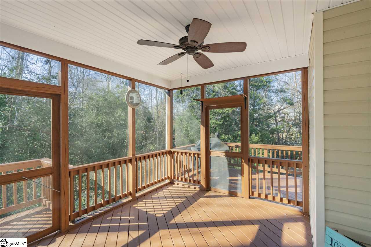 315 Amberleaf Way Simpsonville, SC 29681 - Photo 4 of 28 Gallery Image 4