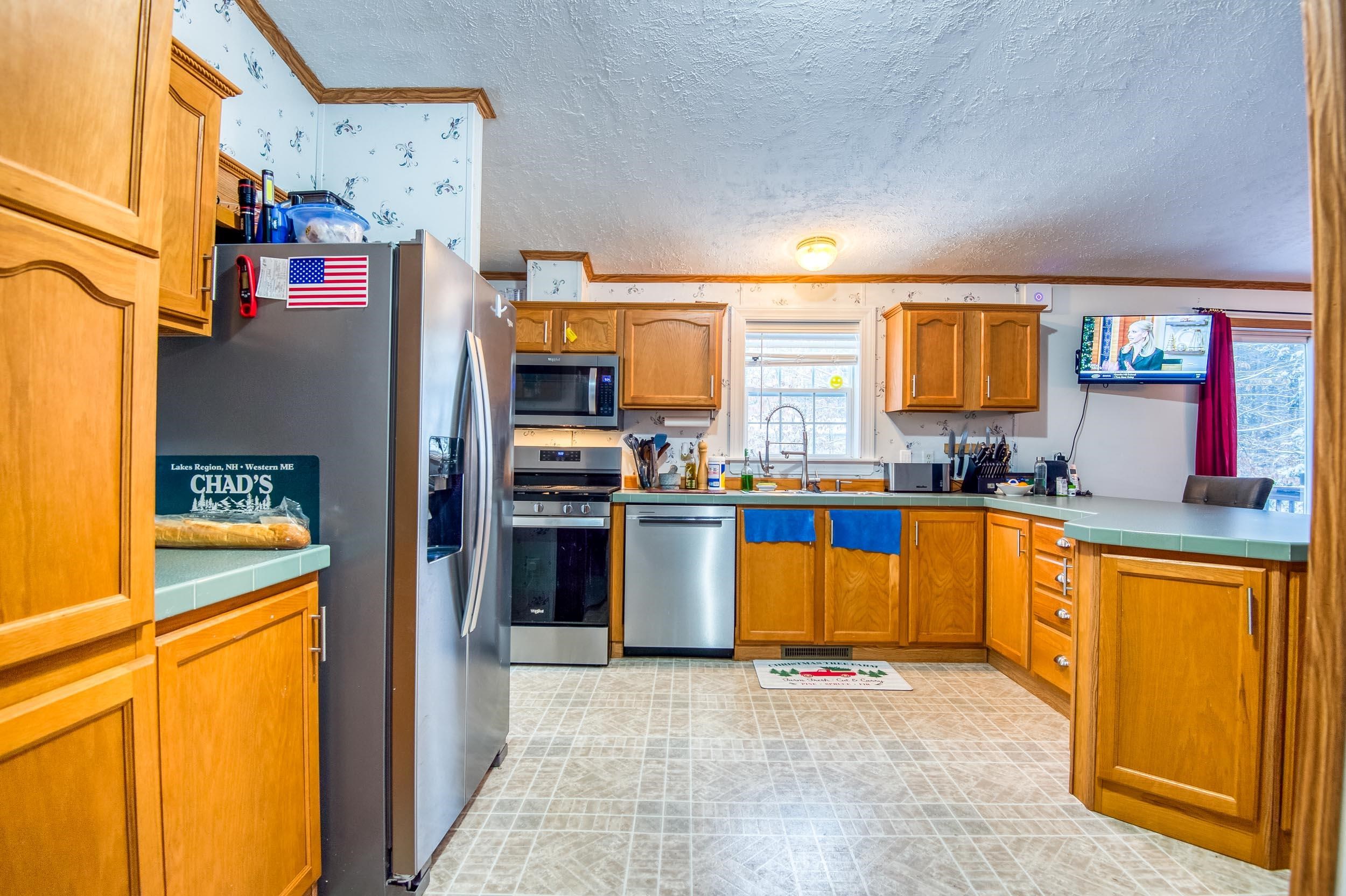 6 Butternut Lane Tamworth, NH 03886 - Photo 14 of 37