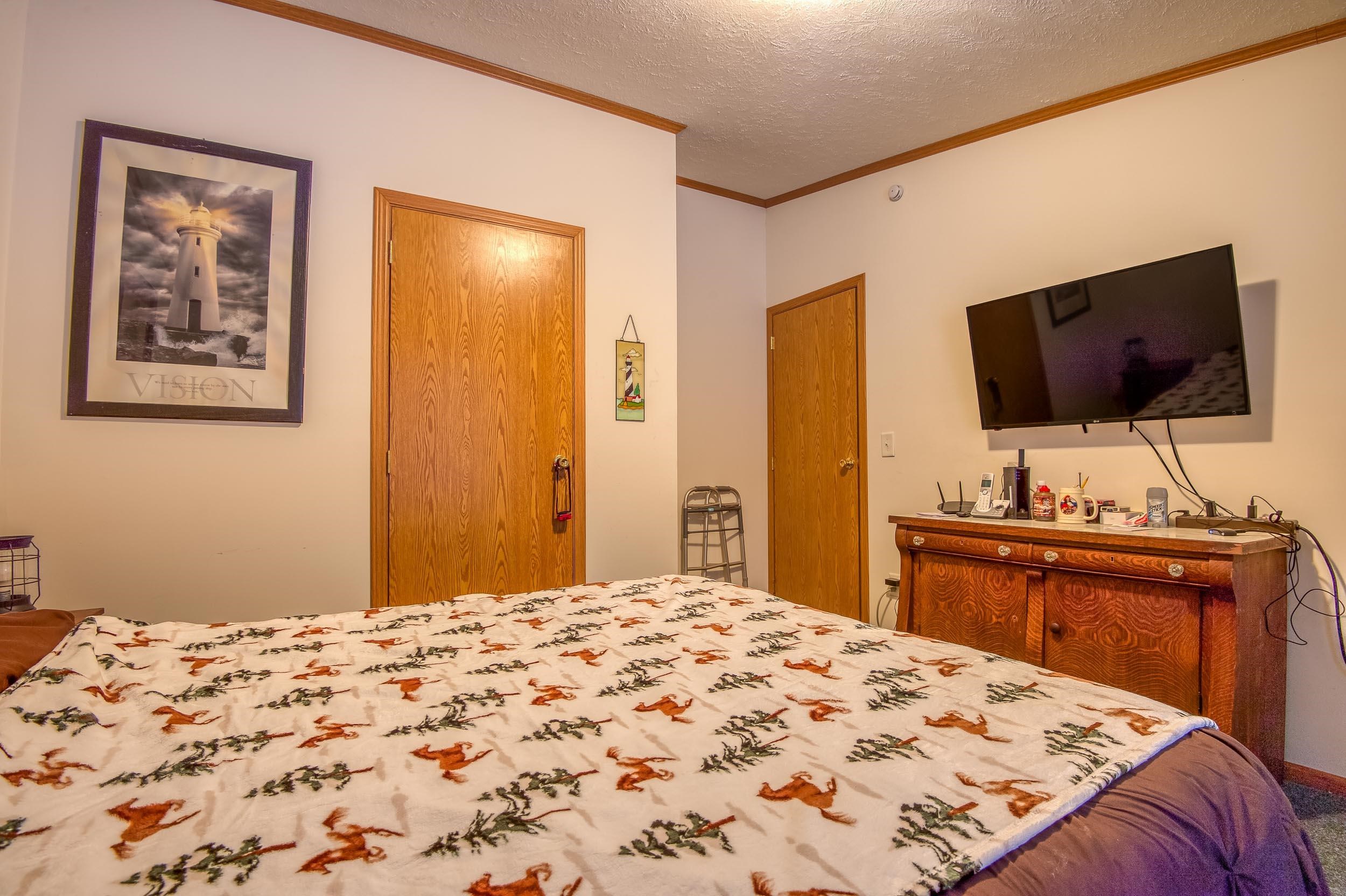 6 Butternut Lane Tamworth, NH 03886 - Photo 27 of 37