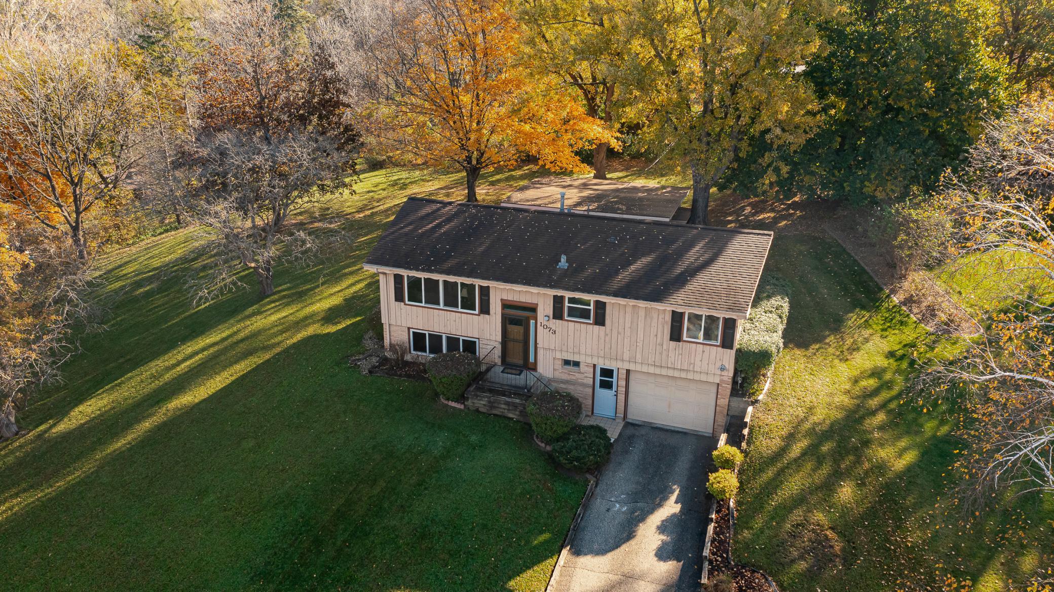 1073 Forest Hills Drive Southwest Rochester, MN 55902 - Photo 5 of 29