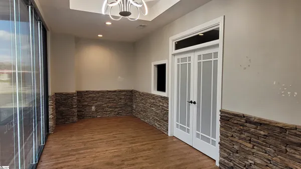 $799,900 | 463 Calhoun Avenue, Greenwood, SC 29649