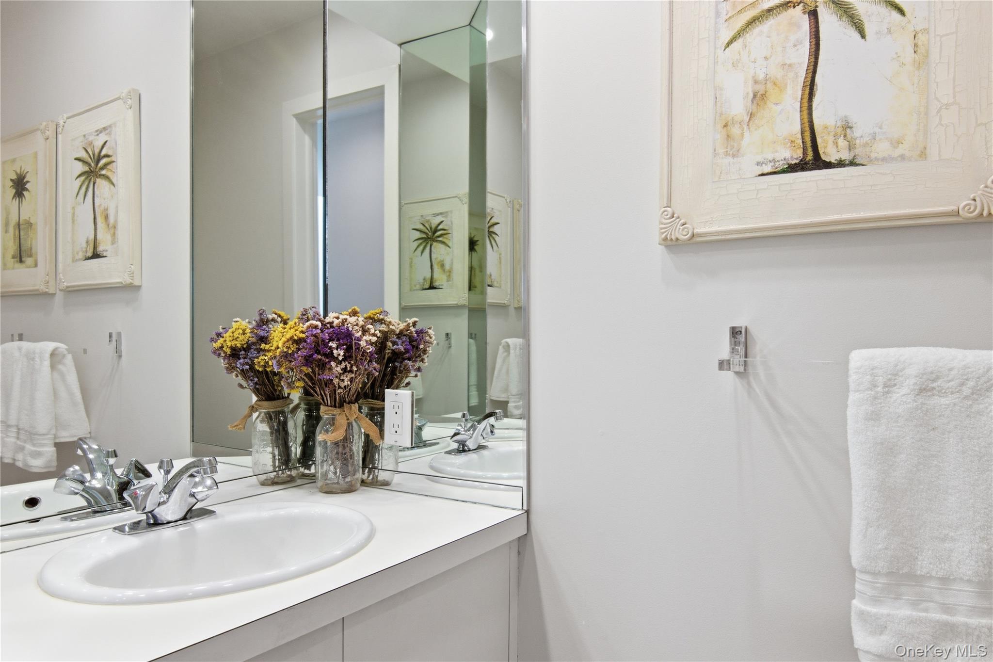 23 Library Avenue, Unit 1 Westhampton Beach, NY 11978 - Photo 6 of 24 Bathroom on first floor