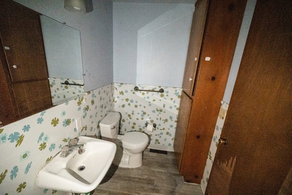 13 Church Street Erving, MA 01344 - Photo 10 of 29