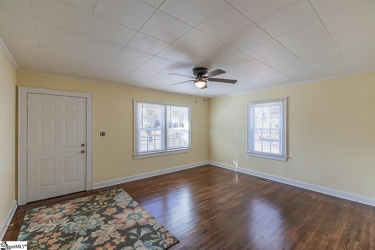 59 Gosnell Avenue Inman, SC 29349 - Photo 5 of 15 Gallery Image 5