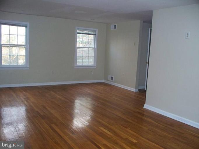 13513 Middlevale Lane Silver Spring, MD 20906 - Photo 13 of 15 Master Bedroom