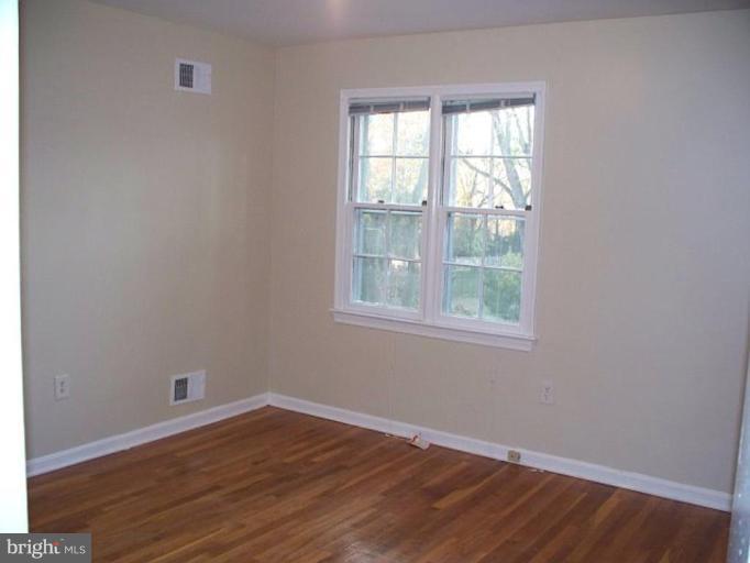 13513 Middlevale Lane Silver Spring, MD 20906 - Photo 3 of 15 Bedroom #2