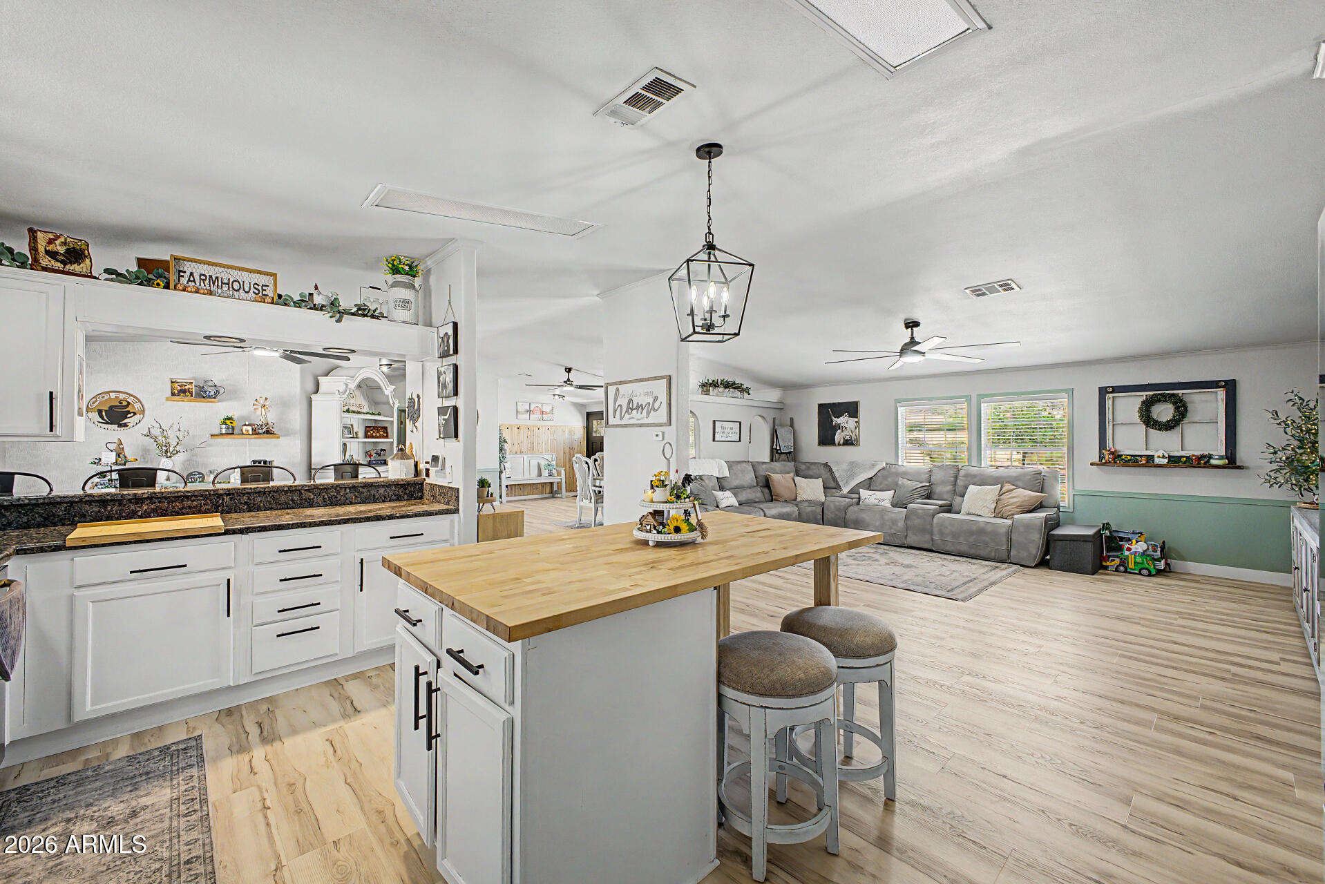 9815 East Brown Road Mesa, AZ 85207 - Photo 11 of 31 Kitchen