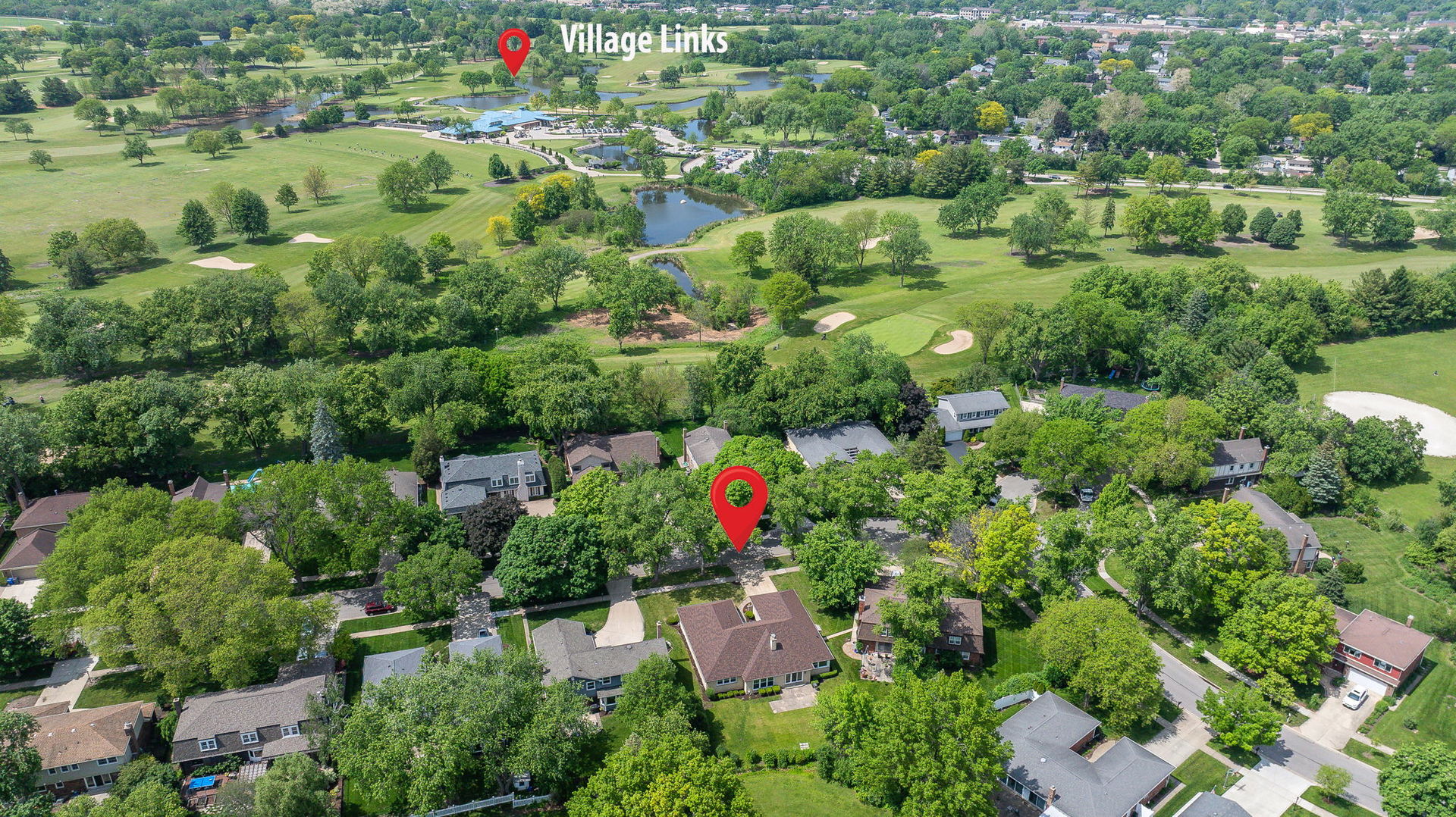 541 Williamsburg Road Glen Ellyn, IL 60137 - Photo 42 of 45 an aerial view of residential houses with outdoor and green space
