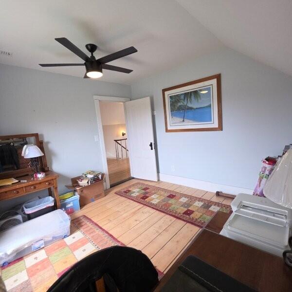 866 Main Street Lincoln, ME 04457 - Photo 29 of 69 2nd Floor, Bedroom #2