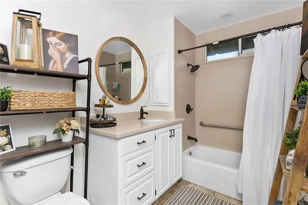 $1,095,000 | 33574 Washington Drive, Yucaipa, CA 92399