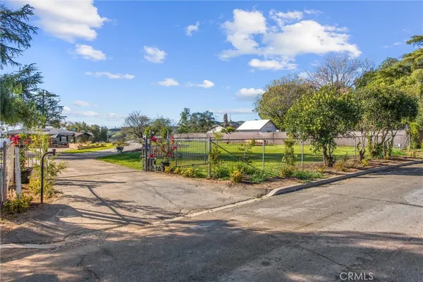 $1,095,000 | 33574 Washington Drive, Yucaipa, CA 92399