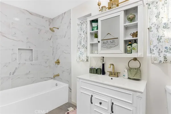 $1,095,000 | 33574 Washington Drive, Yucaipa, CA 92399