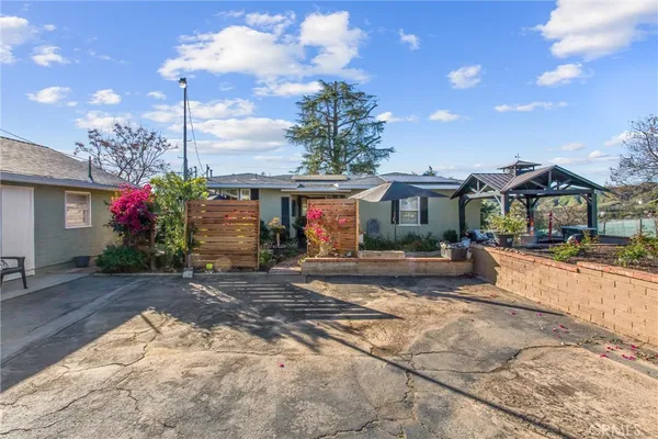 $1,095,000 | 33574 Washington Drive, Yucaipa, CA 92399