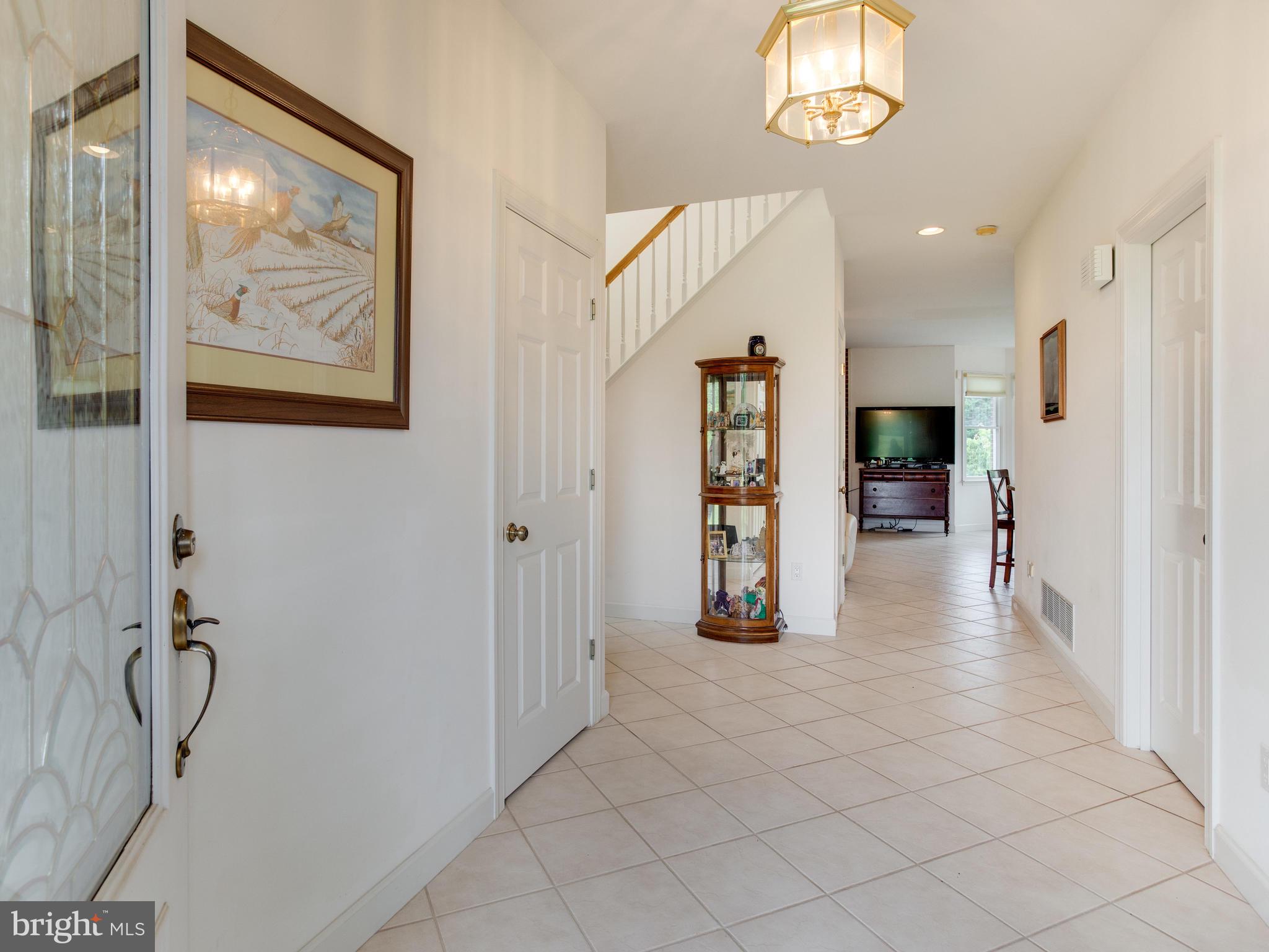 5970 Little Road Lothian, MD 20711 - Photo 23 of 60 Hallway leading to office
