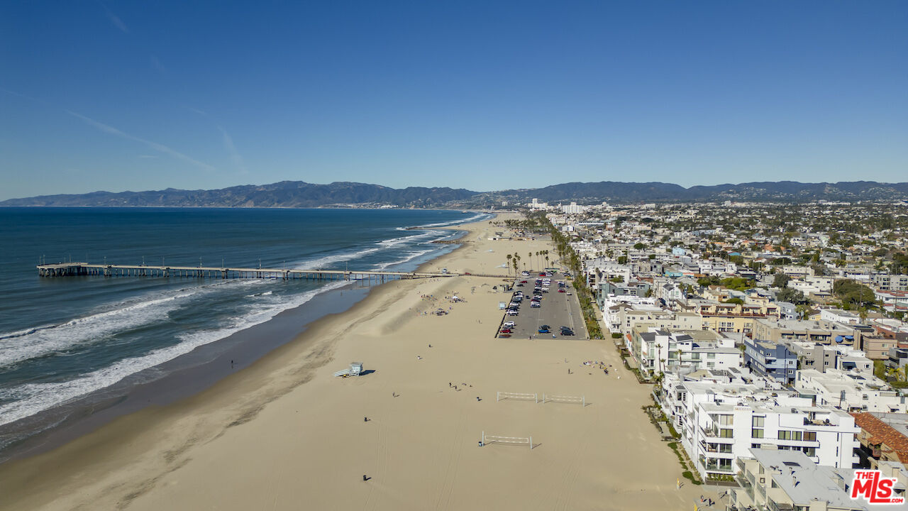 1 Eastwind Street, Unit 201 Marina del Rey, CA 90292 - Photo 38 of 40 a view of city and ocean