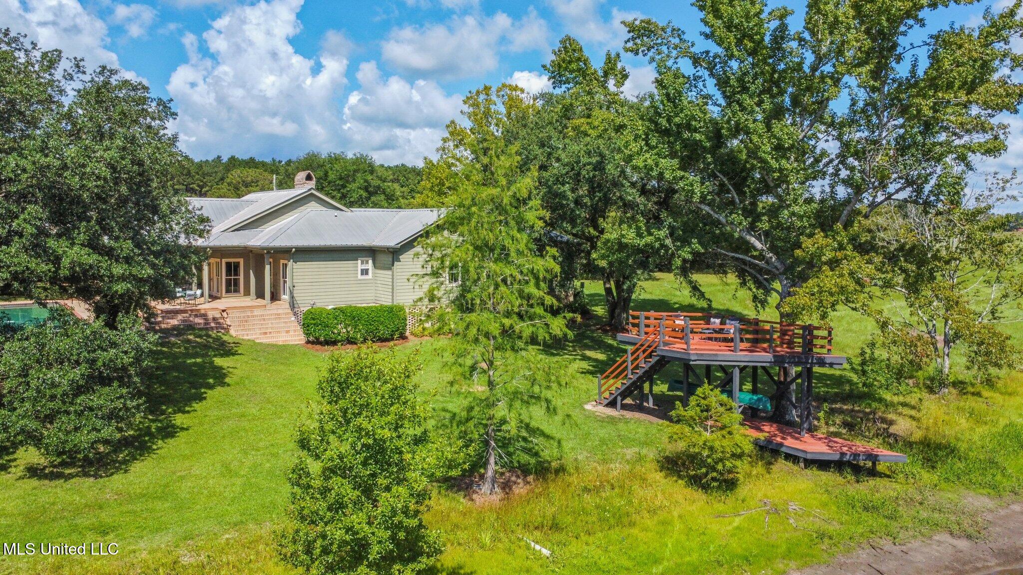 81 James Jarrell Road Carriere, MS 39426 - Photo 34 of 36 108