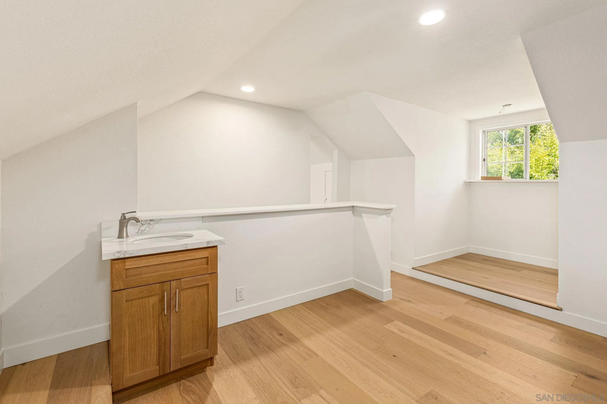 2029 Winterwarm Drive Fallbrook, CA 92028 - Photo 34 of 36 a view of empty room with wooden floor