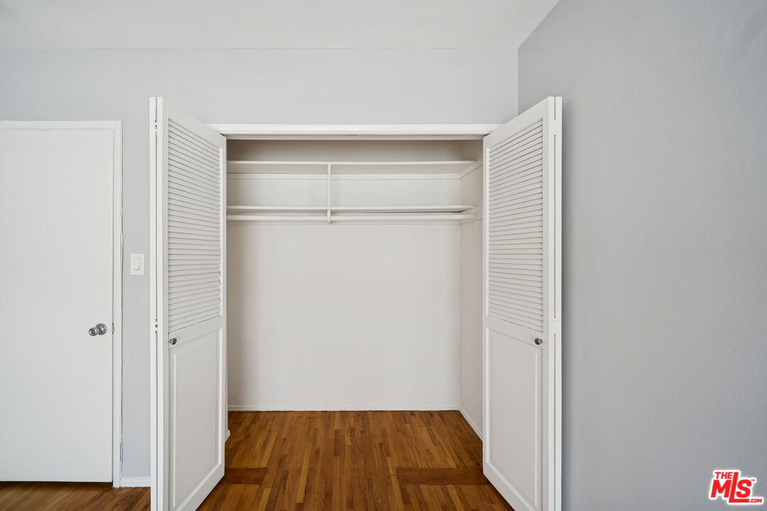 5307 Vantage Avenue, Unit 6 Valley Village, CA 91607 - Photo 10 of 16