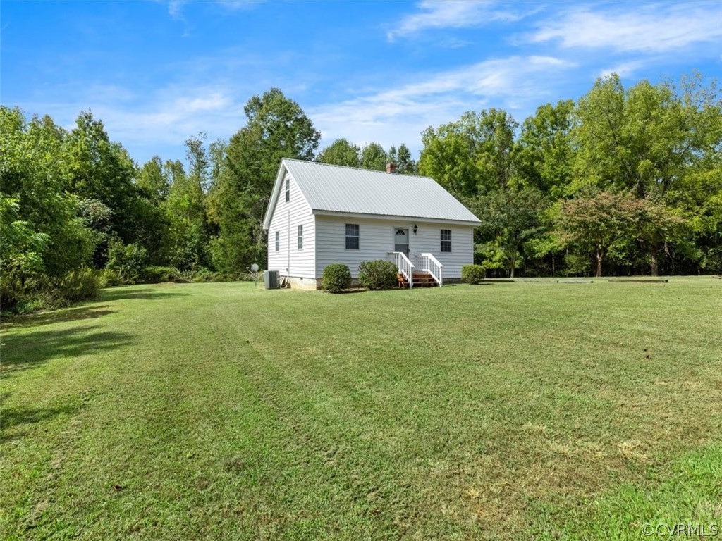 2432 Maidens Road Maidens, VA 23102 - Photo 1 of 25 Gallery Image 1