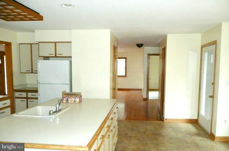 11000 Gaither Farm Road Ellicott City, MD 21042 - Photo 8 of 22 Kitchen