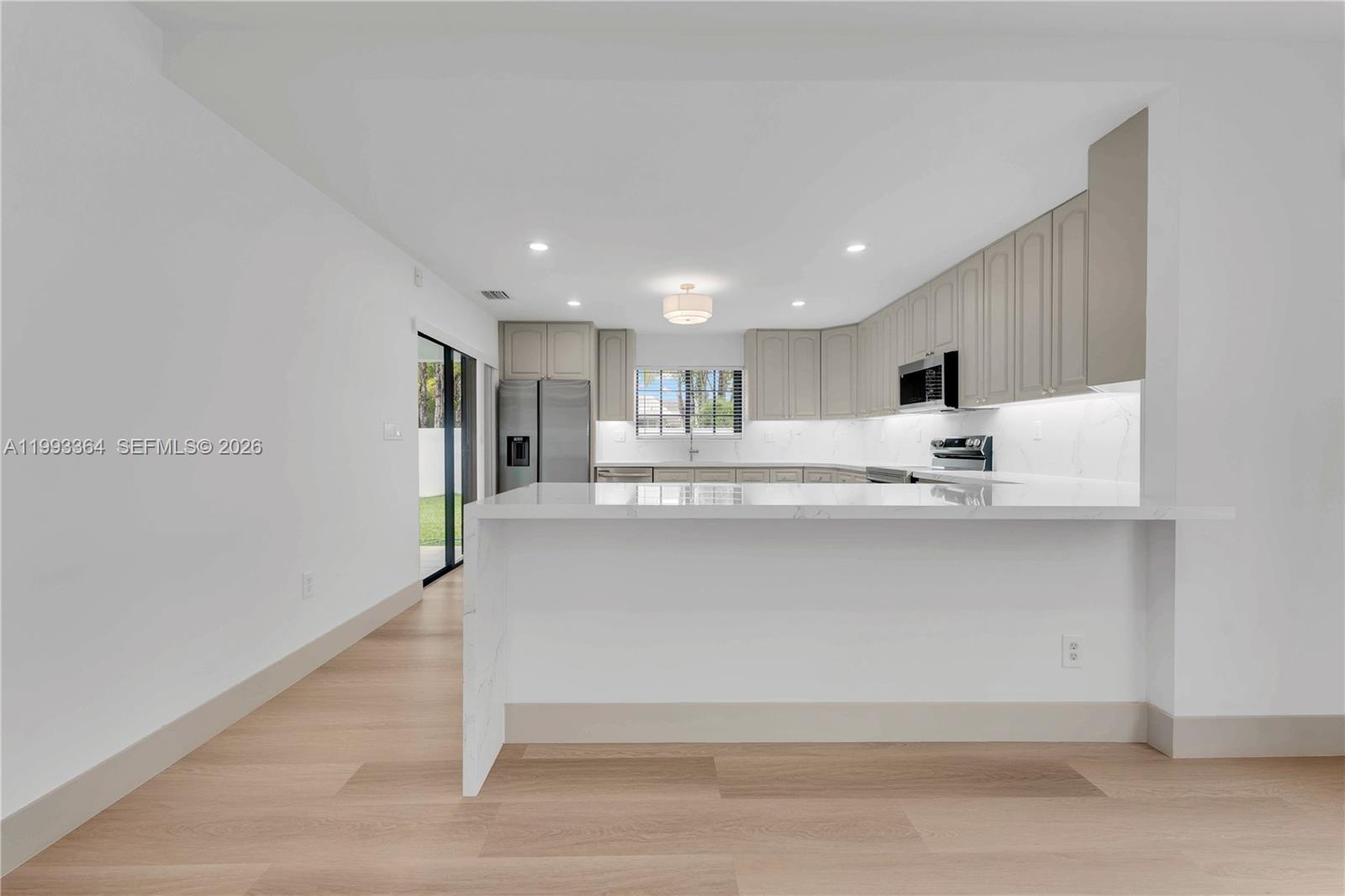 456 Southwest 20th Road, Unit 458 Miami, FL 33129 - Photo 6 of 37