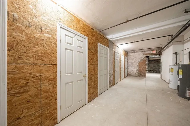 $325,000 | 32 Providence Street, Unit 5, Worcester, MA 01604