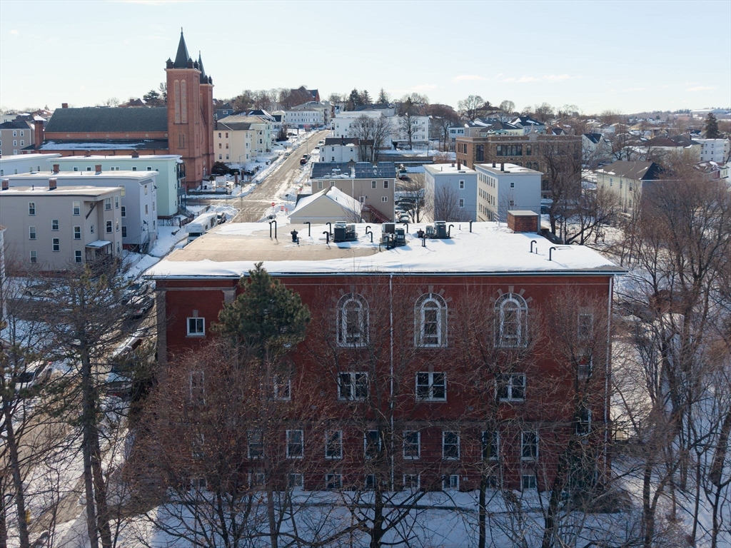 32 Providence Street, Unit 5 Worcester, MA 01604 - Photo 36 of 42 a view of a city with tall buildings
