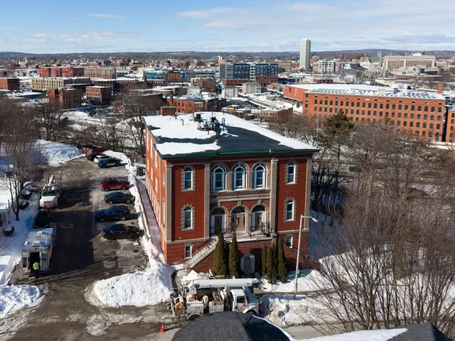 $325,000 | 32 Providence Street, Unit 5, Worcester, MA 01604