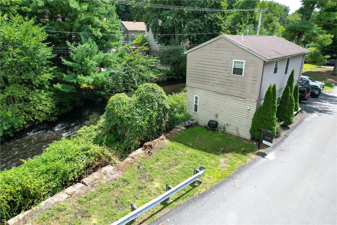 54 River Road Smithfield, RI 02917 - Photo 2 of 27