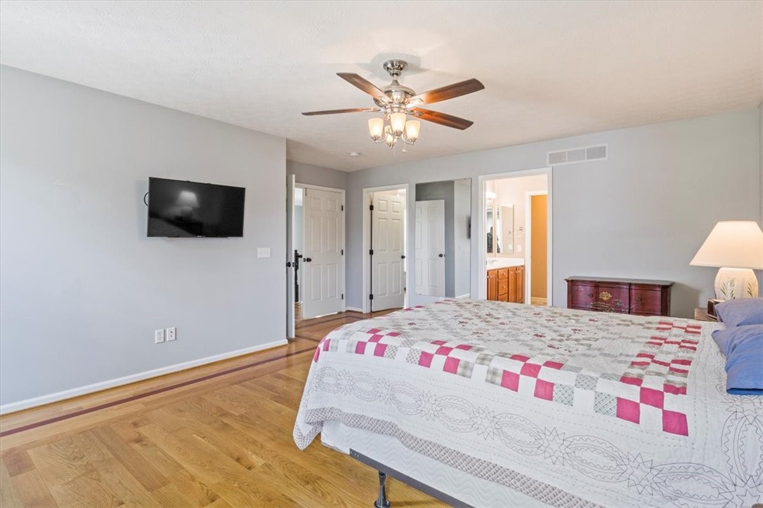 6965 Alydar Circle Victor, NY 14564 - Photo 18 of 44 Spacious Primary Suite