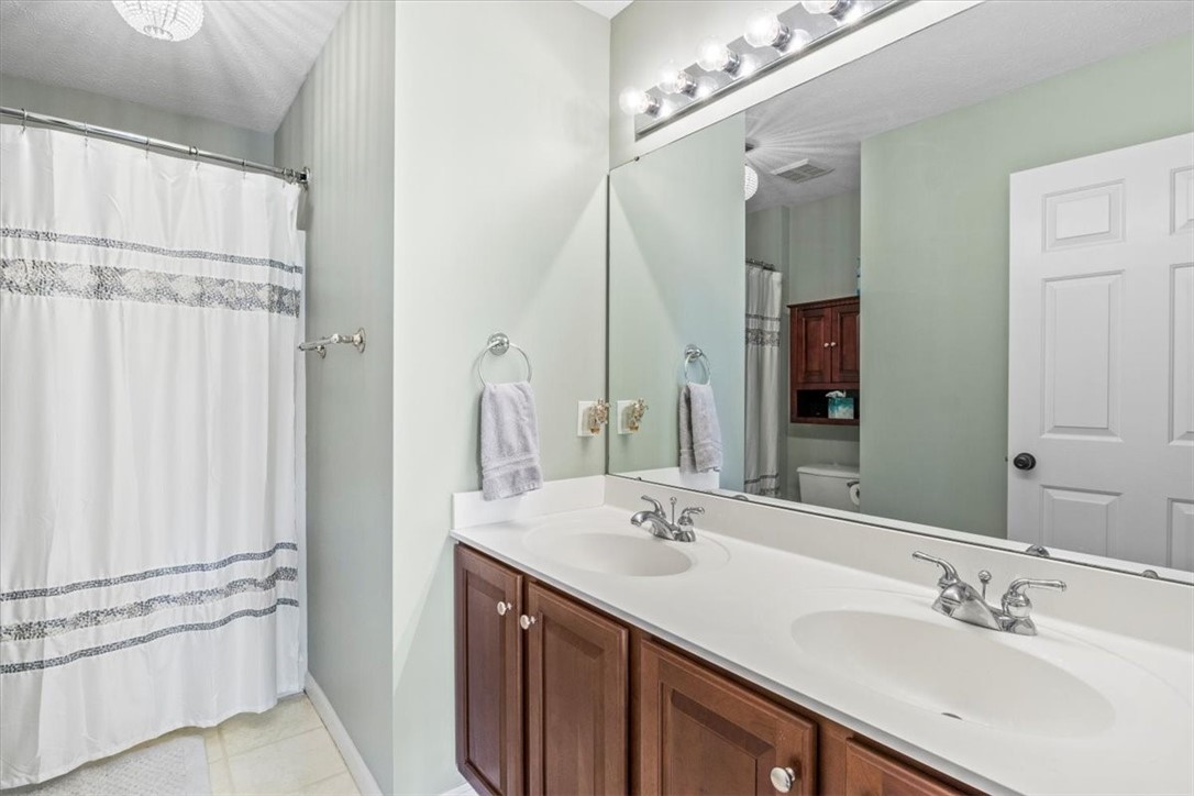 6965 Alydar Circle Victor, NY 14564 - Photo 25 of 44 Second Floor Main Bath