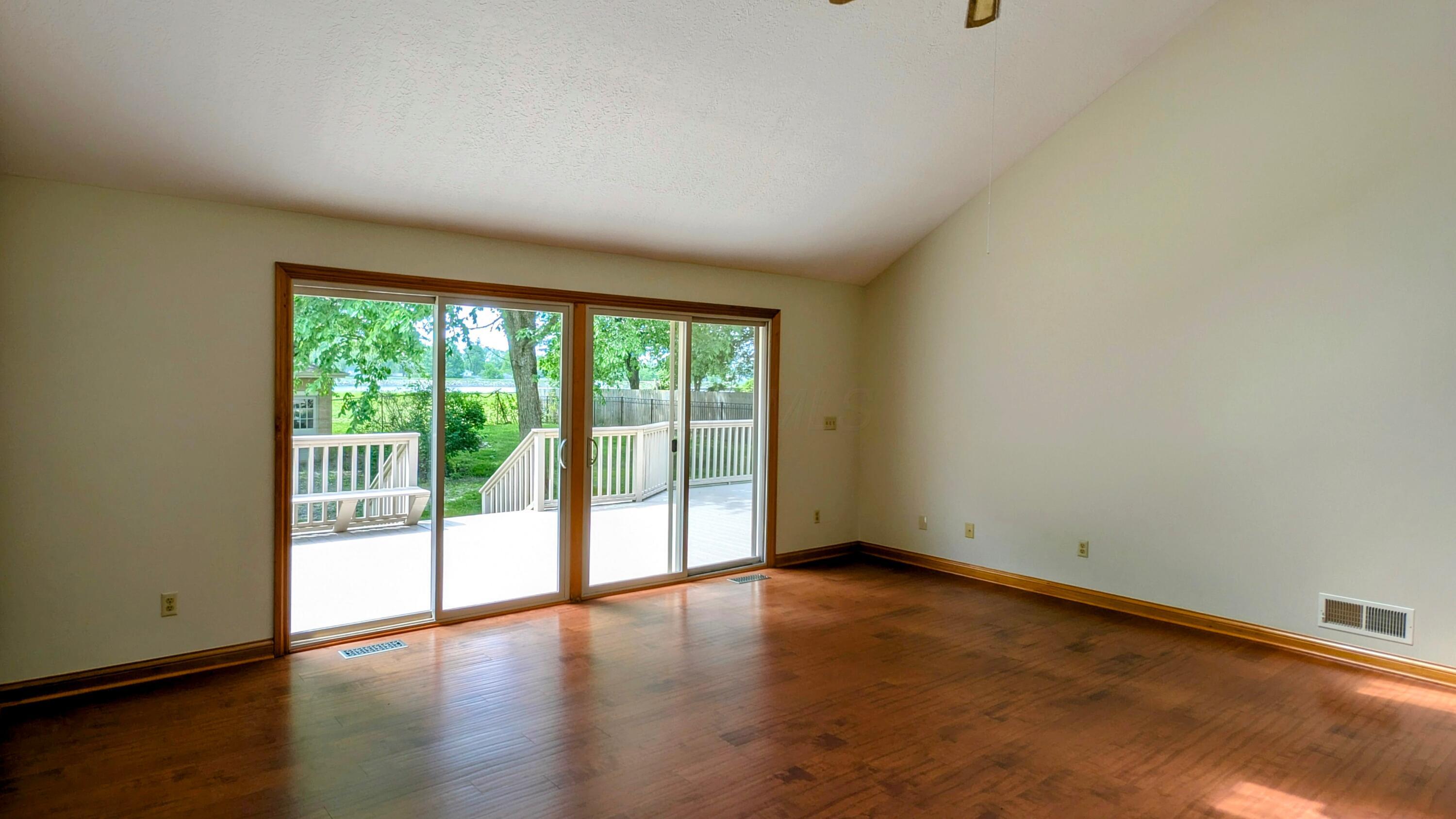 233 Greenbrier Road Sunbury, OH 43074 - Photo 8 of 25 8