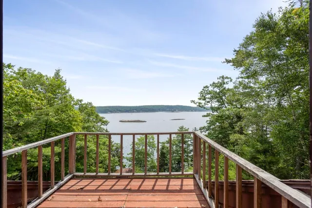 $925,000 | 127 Appalachee Road, Boothbay Harbor, ME 04538