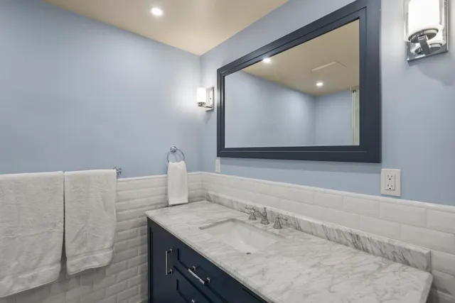 $925,000 | 127 Appalachee Road, Boothbay Harbor, ME 04538