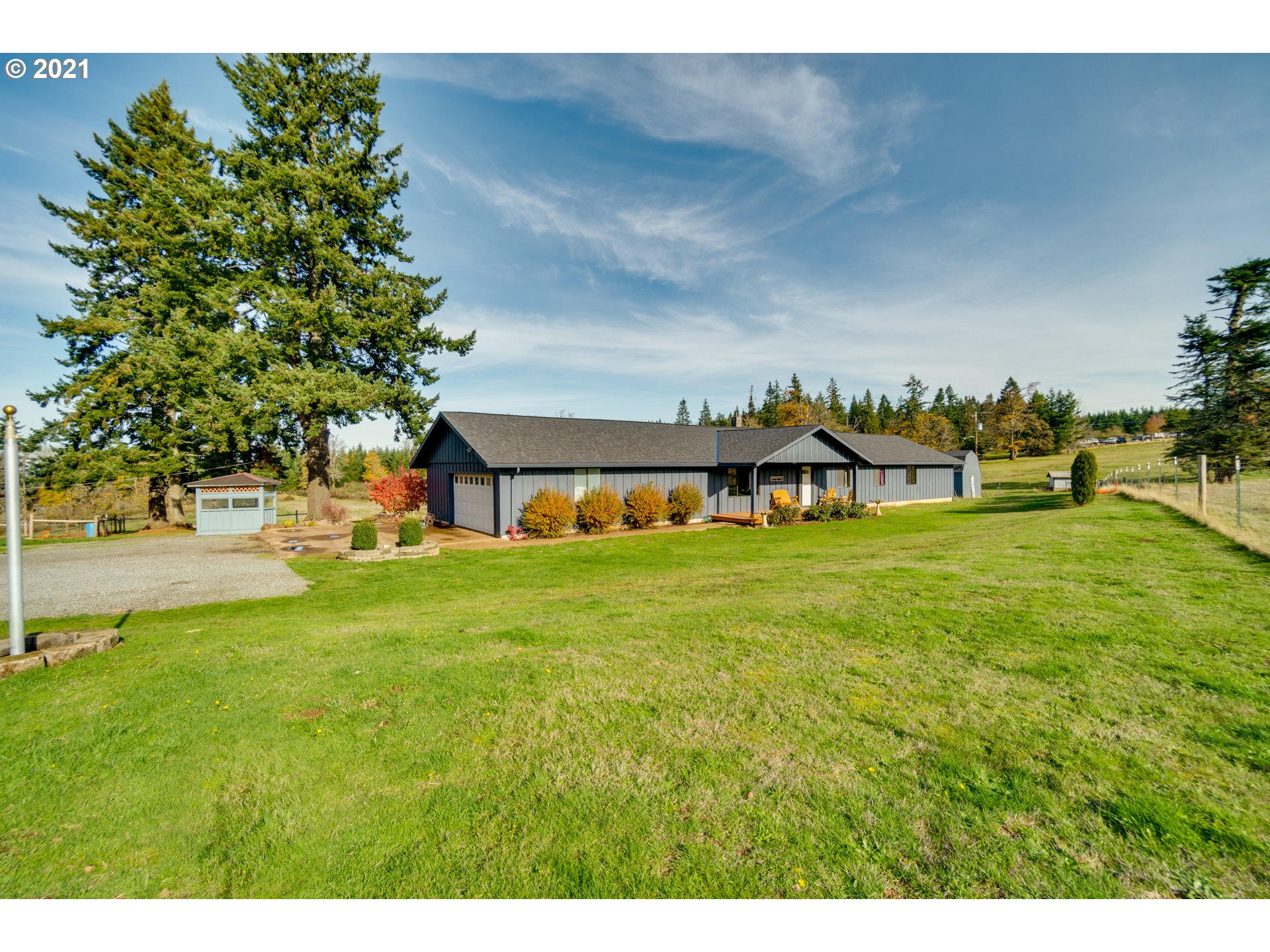 15587 South Pierce Road Molalla, OR 97038 - Photo 28 of 28 a view of an outdoor space and yard