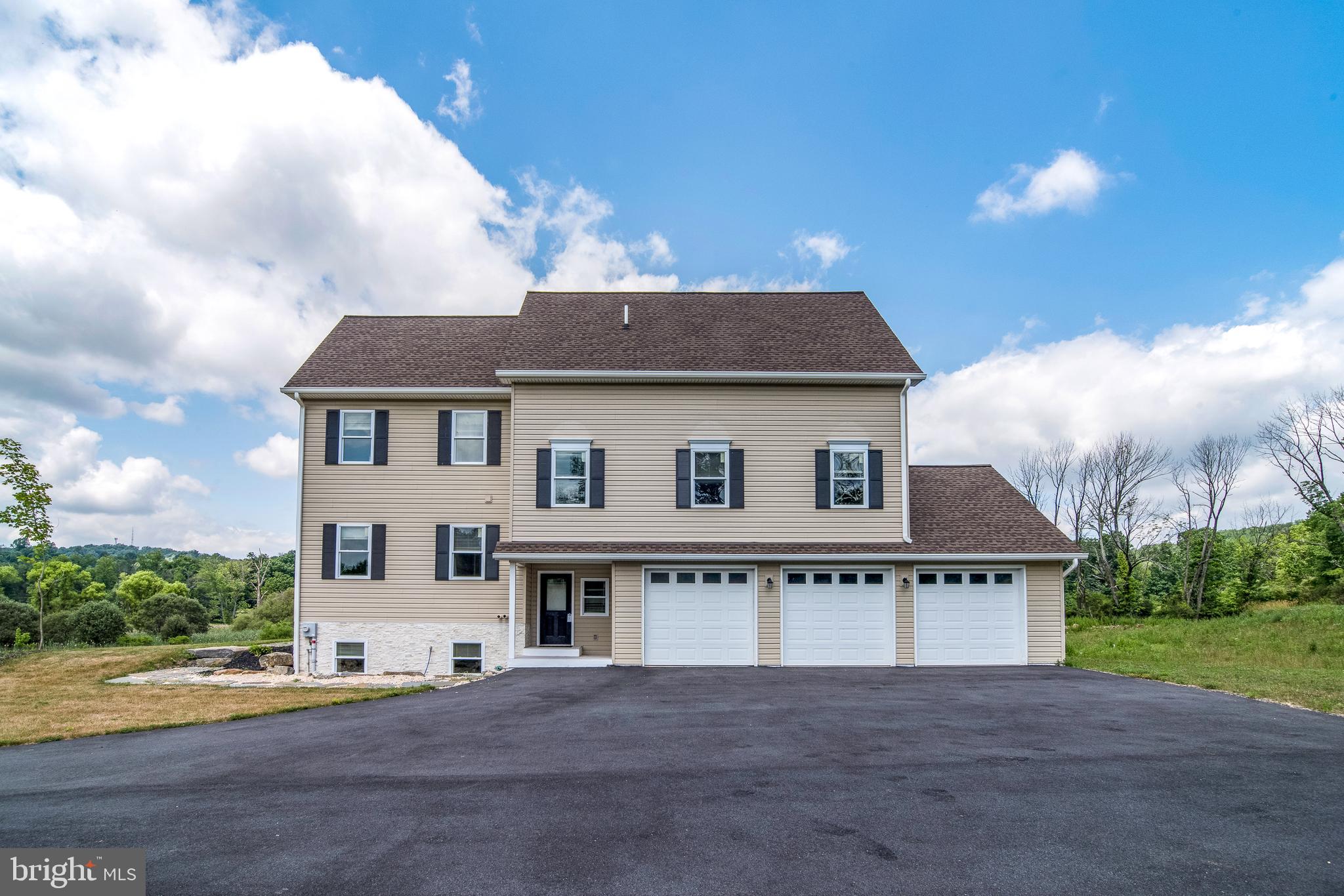 2620 Easton Road Hellertown, PA 18055 - Photo 5 of 96 Gallery Image 5