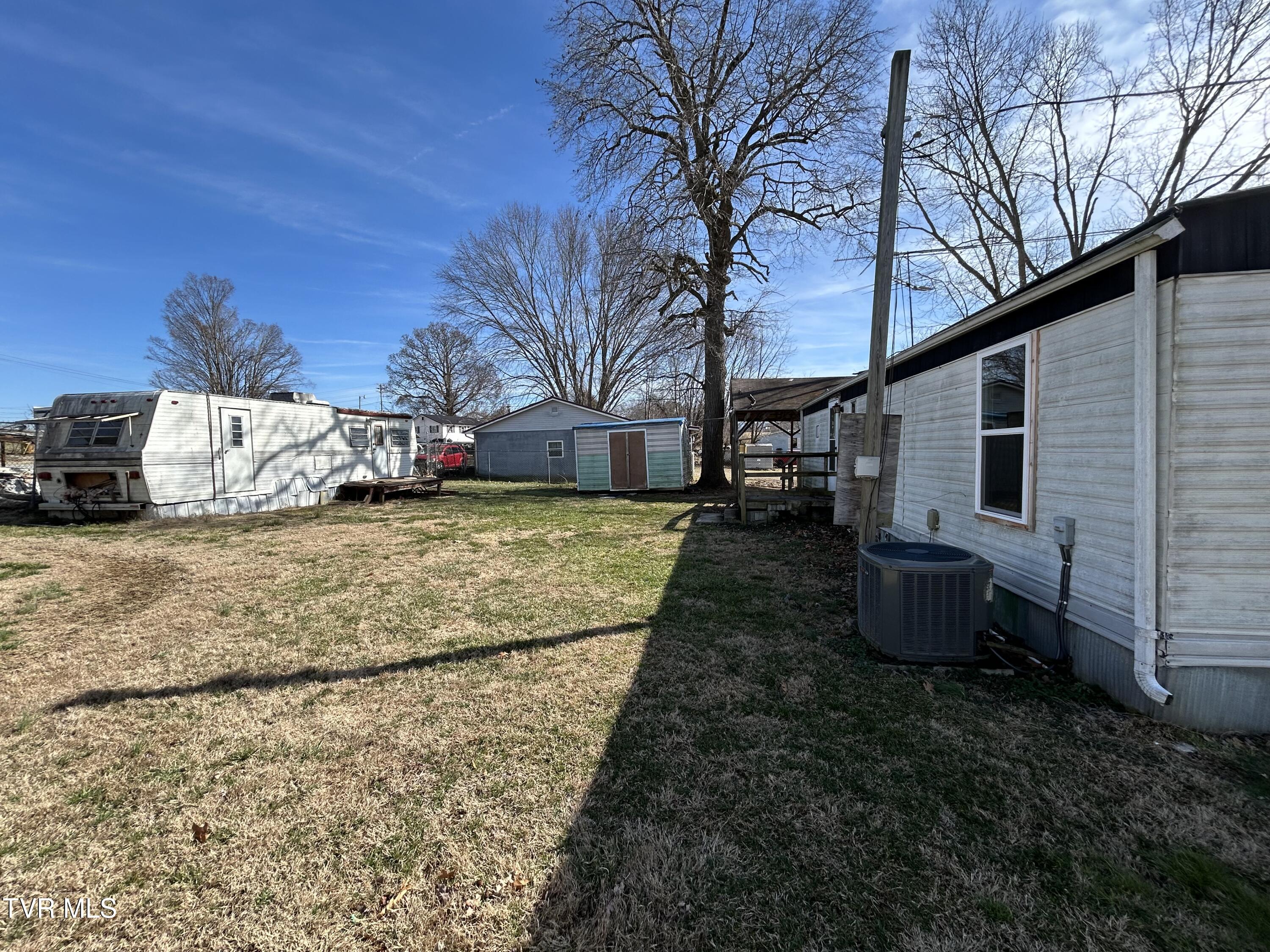 76 Orion Road Afton, TN 37616 - Photo 13 of 19 IMG_4368