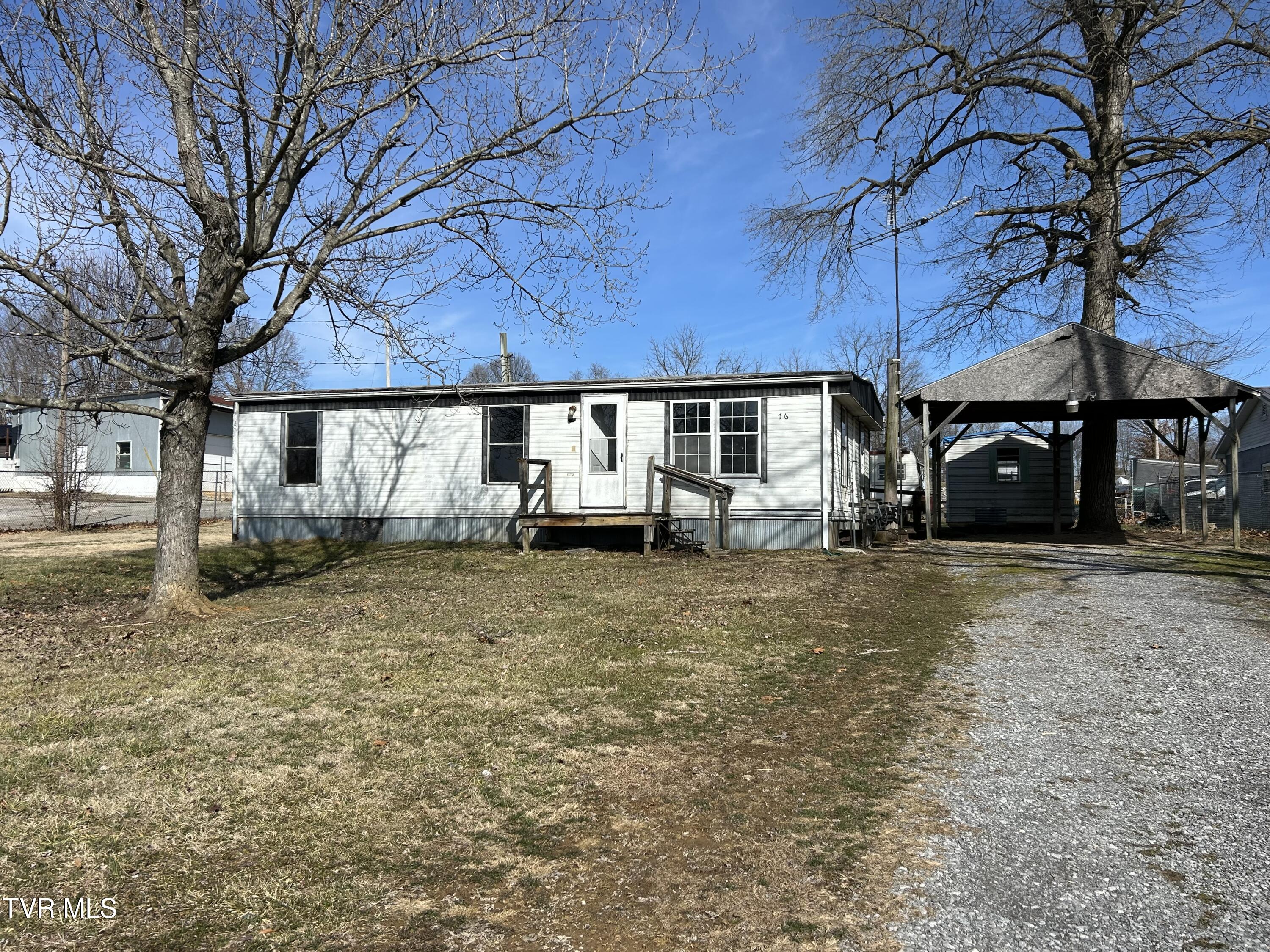 76 Orion Road Afton, TN 37616 - Photo 2 of 19 IMG_4357