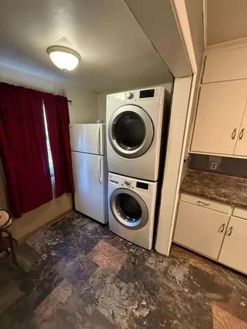 $65,000 | 844 Cedar Avenue, Westbrook, MN 56183