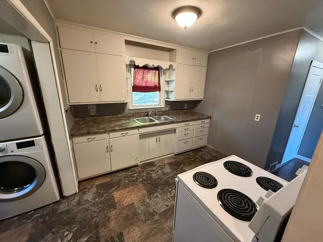 $65,000 | 844 Cedar Avenue, Westbrook, MN 56183