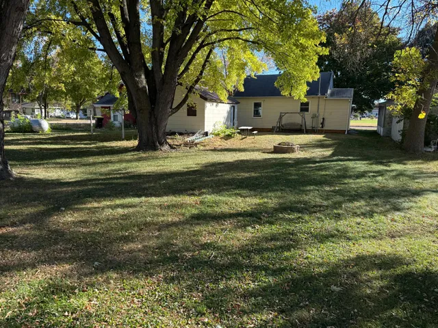 $65,000 | 844 Cedar Avenue, Westbrook, MN 56183