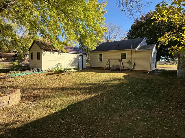 $65,000 | 844 Cedar Avenue, Westbrook, MN 56183