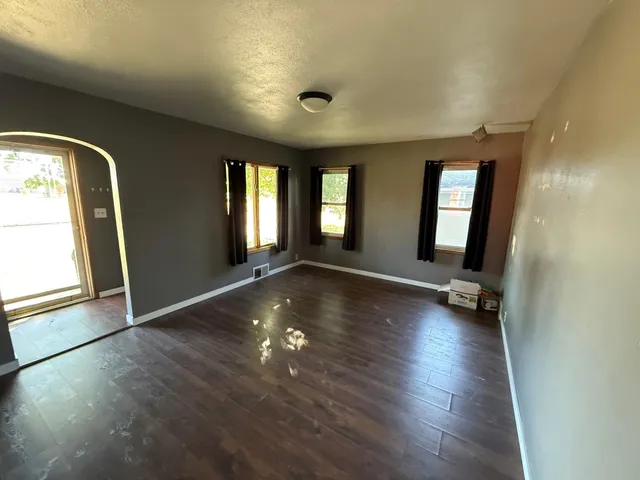 $65,000 | 844 Cedar Avenue, Westbrook, MN 56183