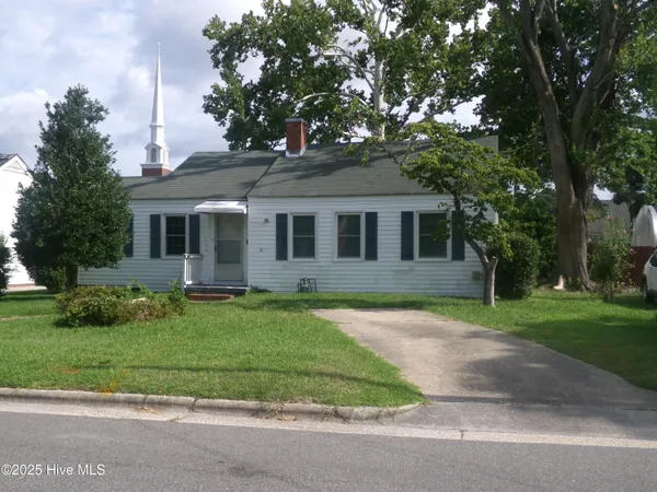 $84,900 | 1009 East 6th Street, Lumberton, NC 28358
